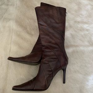 Women’s leather boots